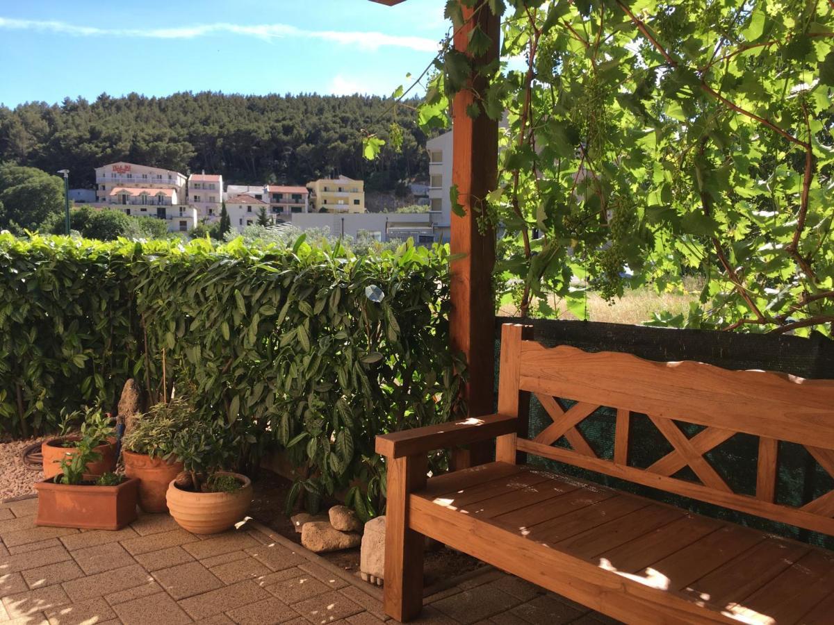 Villakamena Drvenik  Bagian luar foto