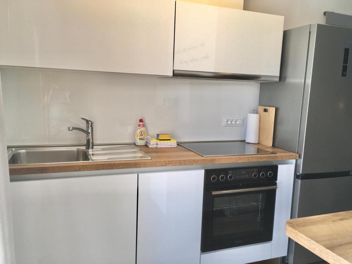 Villakamena Drvenik  Bagian luar foto