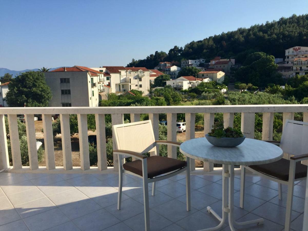 Villakamena Drvenik  Bagian luar foto